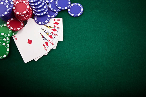 Live-dealer blackjack table on lapak with professional dealer and multi-camera setup